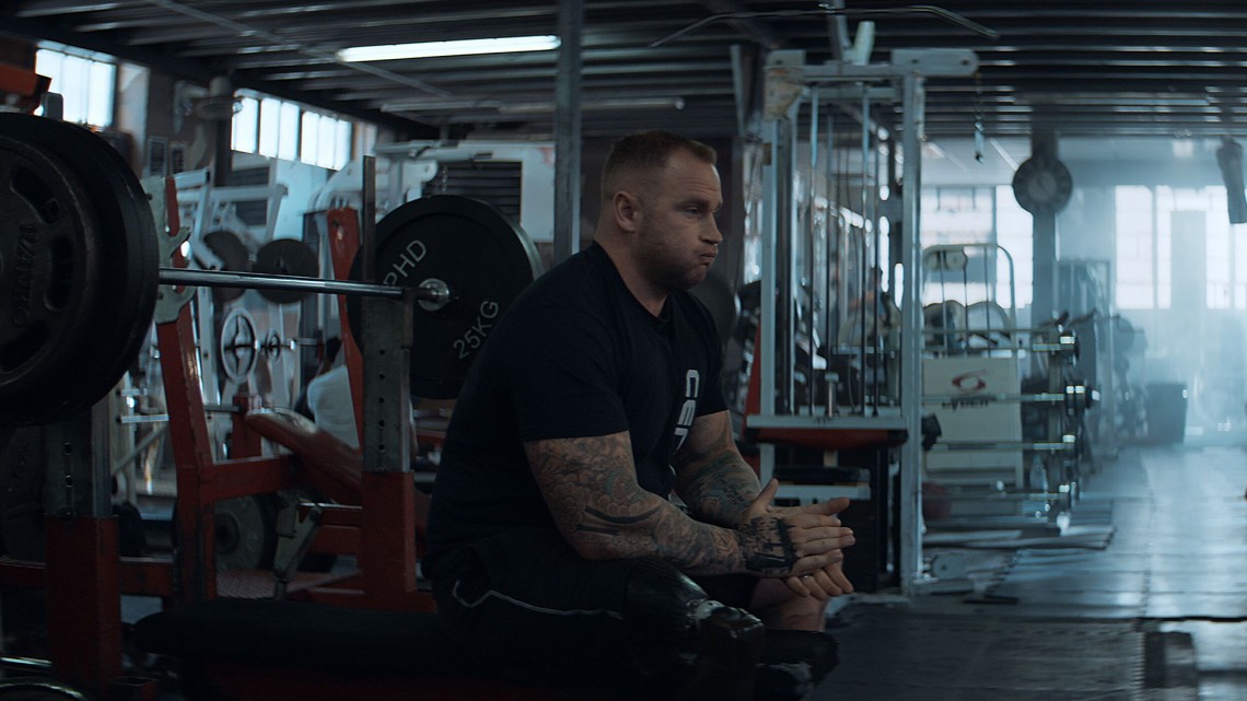 Hoene_Matthias_Mark Smith, Strongman_Still_4