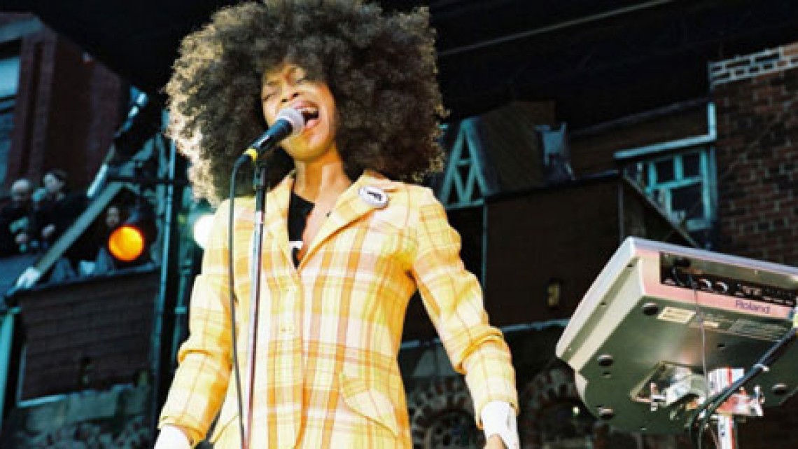 Gondry_Michel_Block Party_Still_1