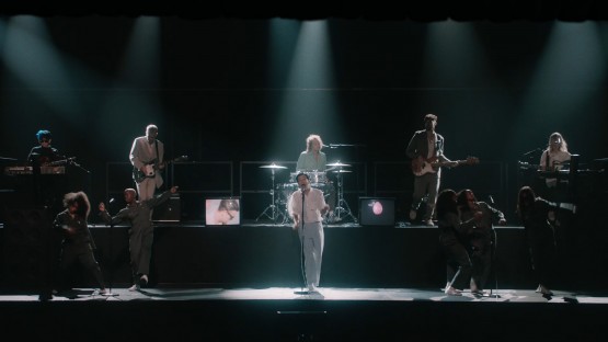 Fu_Warren_The 1975_It's Not Living