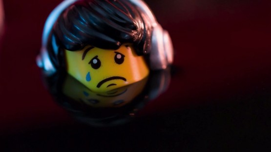 Stirling_Martin_Greenpeace_Lego 'Everything is NOT Awesome'